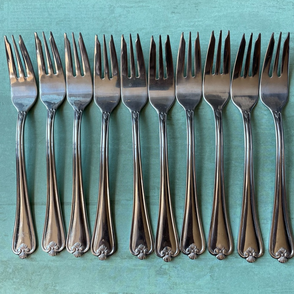 International Silver Canfield 10 stainless Forks appetizer cocktail